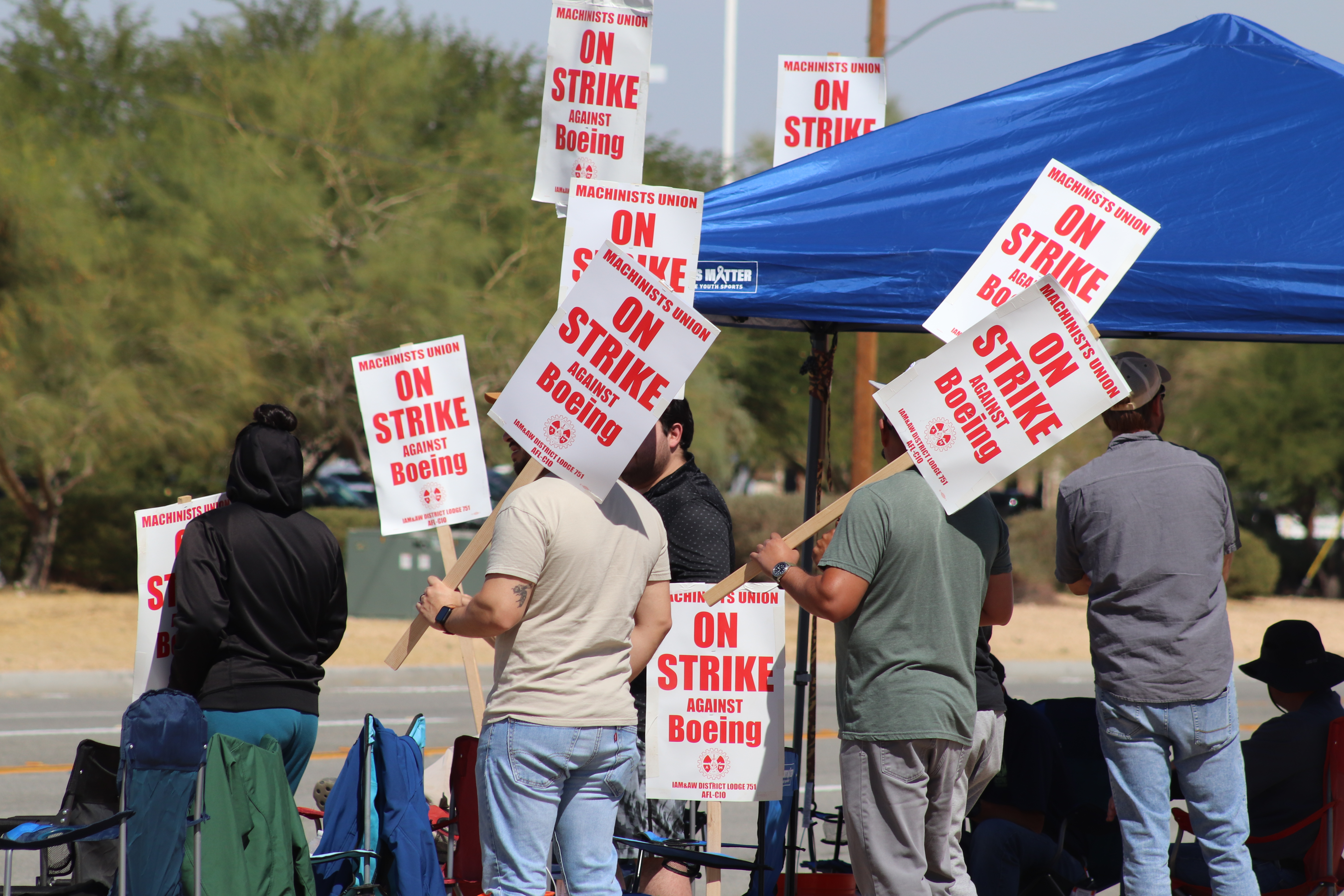Boeing Workers Picket at Southern California Logistics Airport
