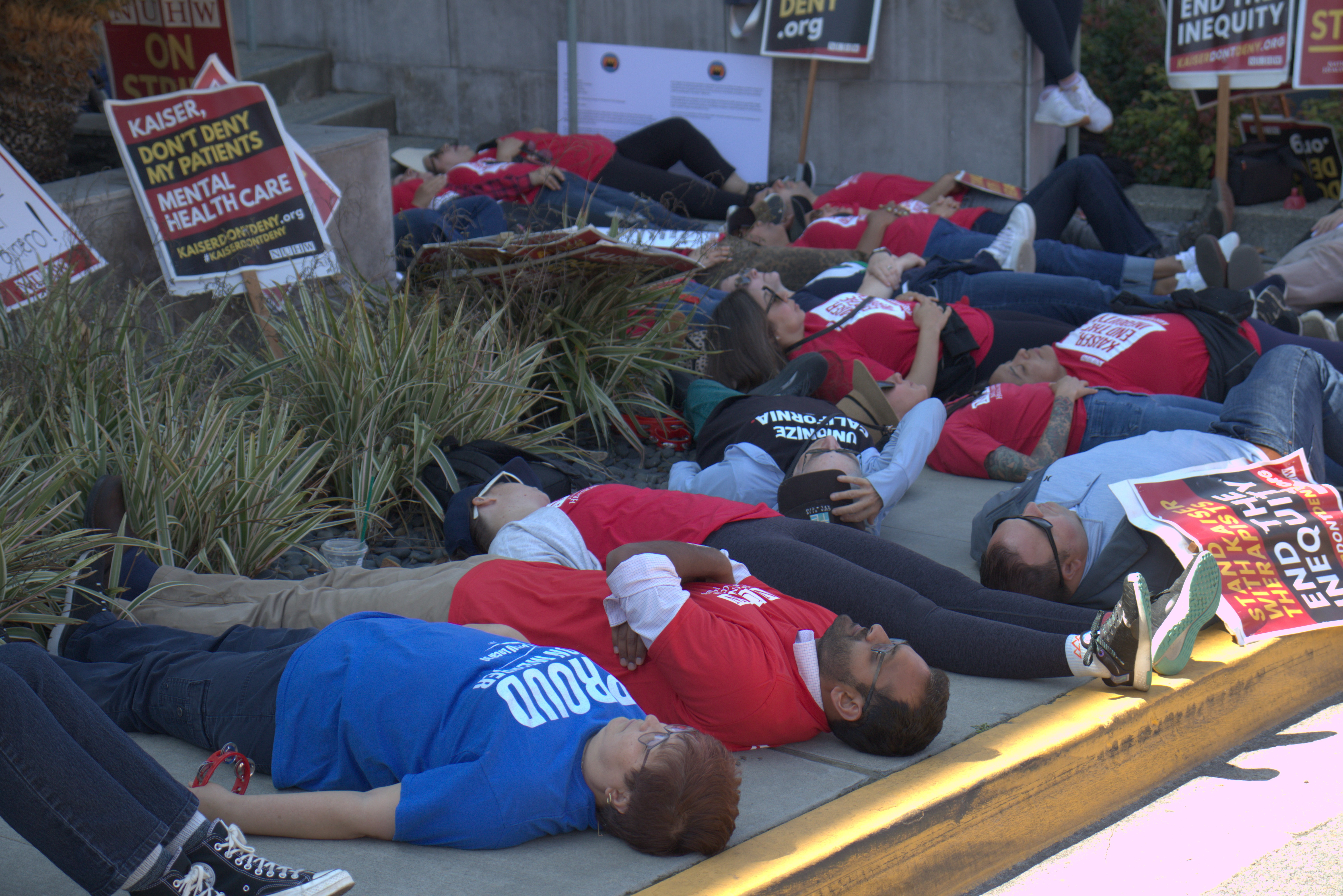 Silence Speaks: Die-In at Kaiser Permanente Protests Patient Neglect
